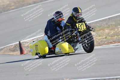 media/Feb-05-2023-Classic Track Day (Sun) [[c35aca4a42]]/Side cars/turn 4/